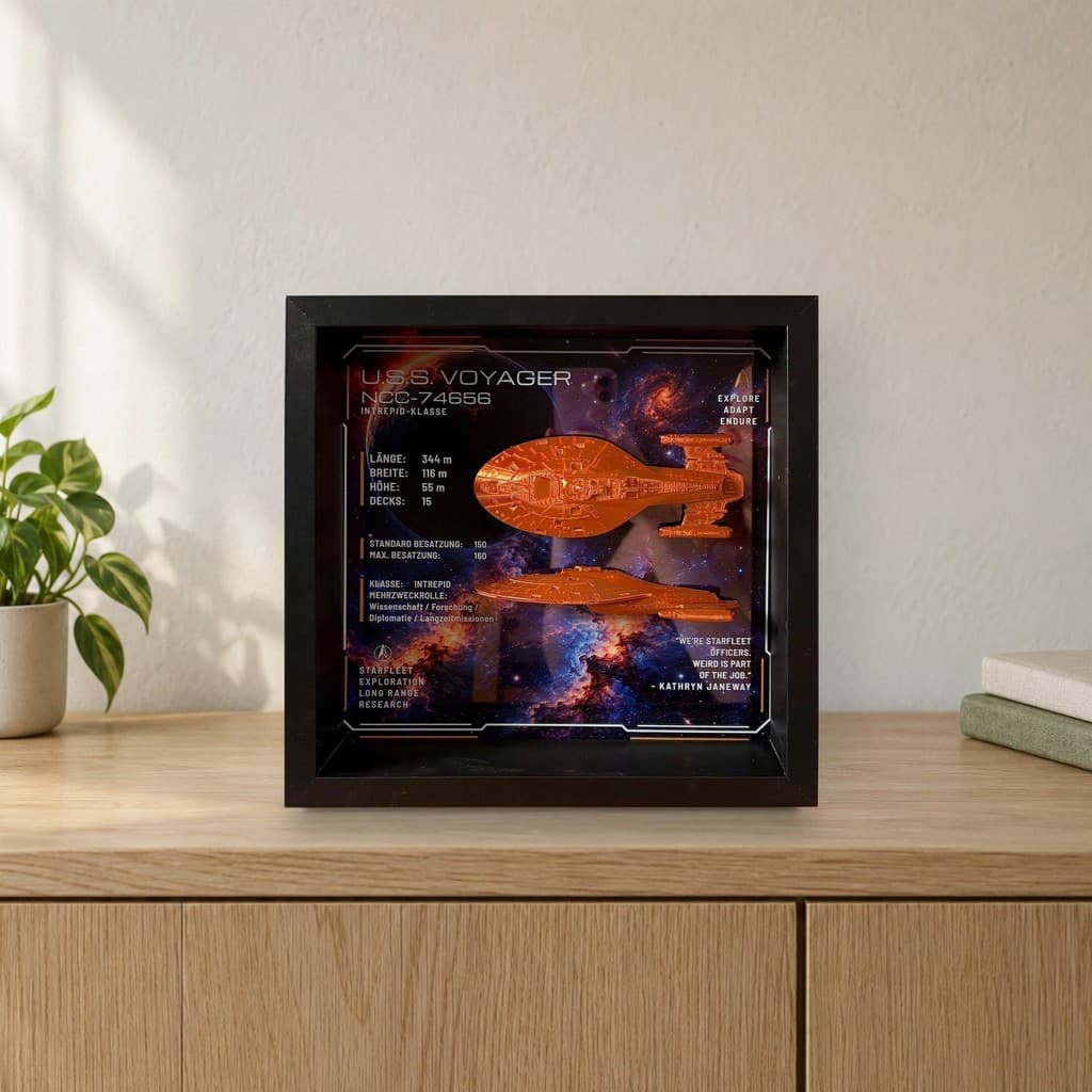 Star Trek – U.S.S. Voyager NCC-74656 Shadow Box (Intrepid-Klasse) 25×25 cm