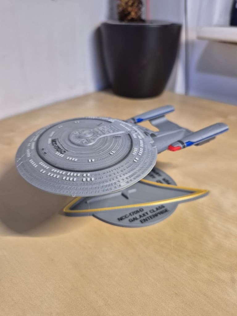 Star Trek – U.S.S. Enterprise-D 3D Modell 15 cm
